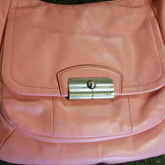 Coach Blush Pink Crossbody Bag and Wallet - Picture 2 of 13